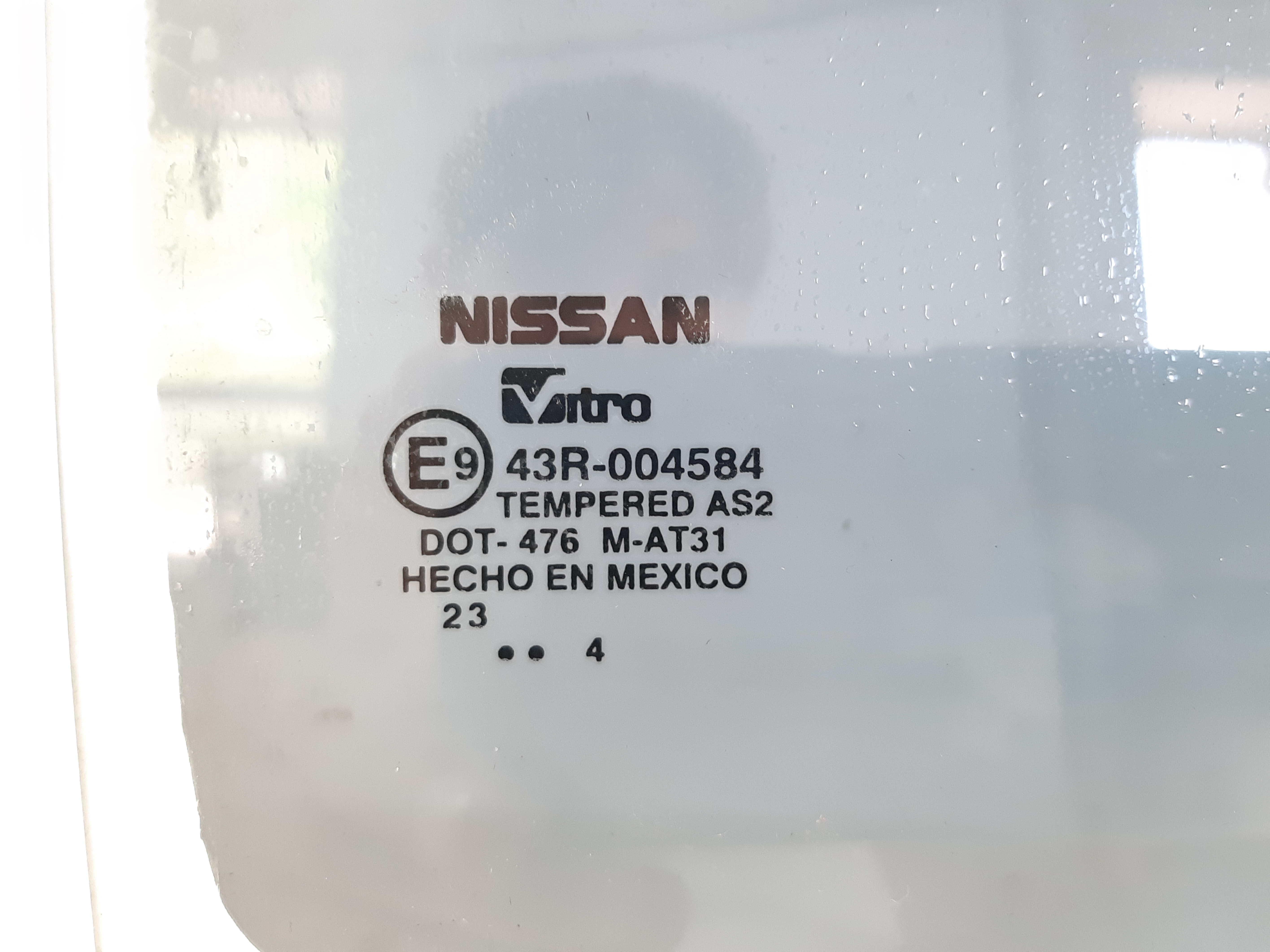 Versa note Скло дверей задньої правої Nissan Versa Note 2014-2019 823003WC0A Nissan Versa Note 3