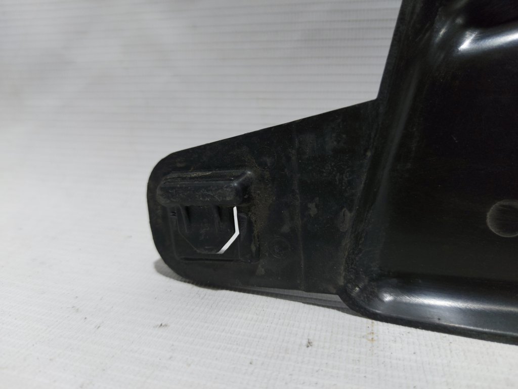 Passat s Накладка решётки вентиляционной Volkswagen Passat S 2012-2020 561815159C Volkswagen Passat S 11