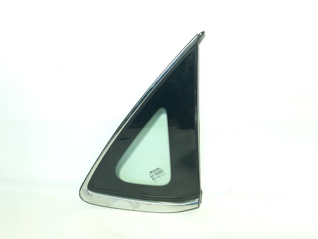 Sentra Форточка чверті задньої права Nissan Sentra 2013-2019 833003SG0A Nissan Sentra 9