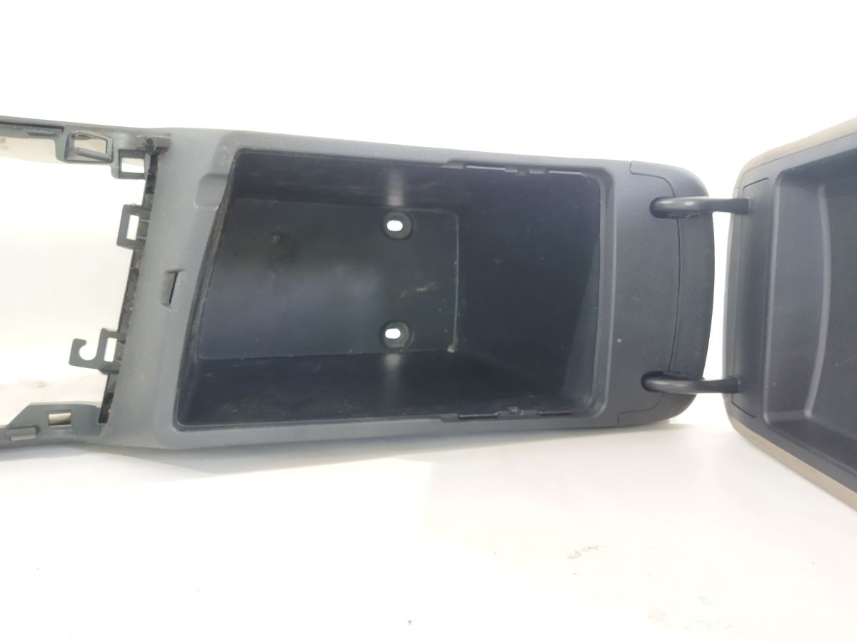 Optima Консоль центральна Kia Optima 2016-2020 84610D5000WK Kia Optima 7 Optima Консоль центральна Kia Optima 2016-2020 84610D5000WK Kia Optima 7