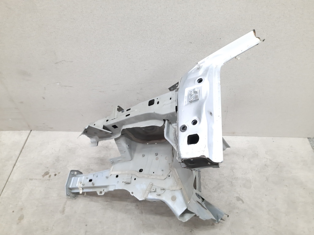 Dart Чверть передня ліва зі склянкою Dodge Dart 2013-2019 68105063AB Dodge Dart 13