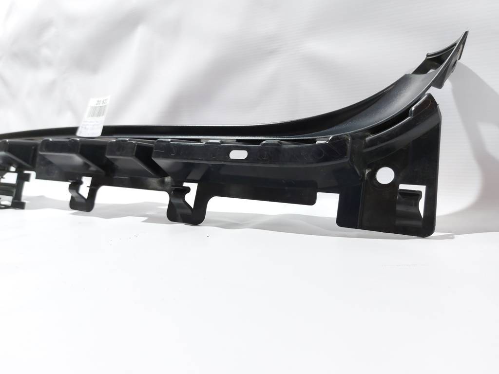 328i xdrive Кріплення заднього бампера центральне BMW 328i xDrive 2006-2011 51127058522 BMW 328i xDrive 4