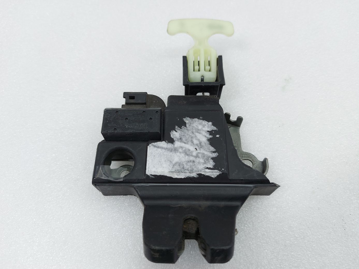 Journey. Замок кришки багажника Dodge Journey 2012-2014 6461006031 Dodge Journey