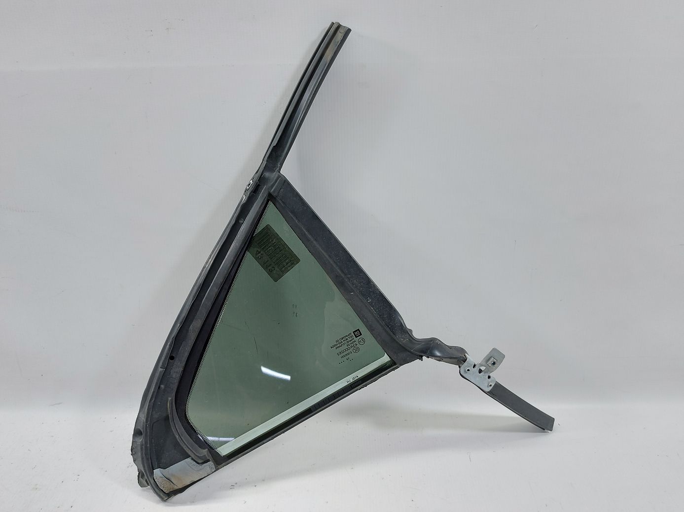 Ats Кватирка двері задньої лівої Cadillac ATS 2013-2015 84492361 Cadillac ATS 3 Ats Кватирка двері задньої лівої Cadillac ATS 2013-2015 84492361 Cadillac ATS 3