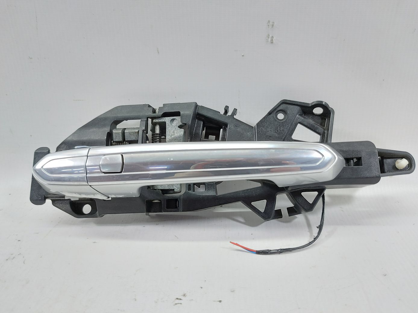 Ats. Ручка двери задней левой наружная Cadillac ATS 2016-2018 13598625 Cadillac ATS