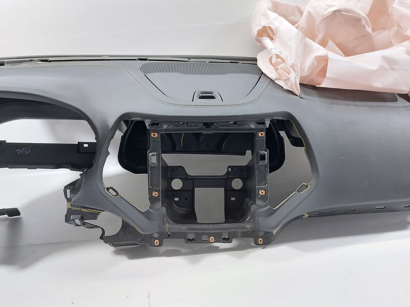 Cherokee Торпеда Jeep Cherokee 2014-2018 6SP911X9AB Jeep Cherokee 3 Cherokee Торпеда Jeep Cherokee 2014-2018 6SP911X9AB Jeep Cherokee 3