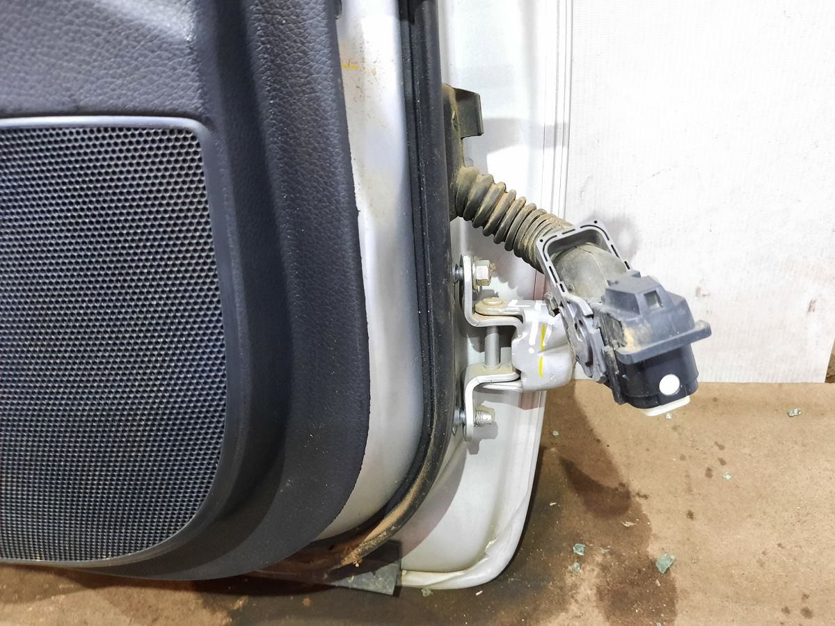 Sentra Дверь передняя левая Nissan Sentra 2013-2019 H01014AFMB Nissan Sentra 9