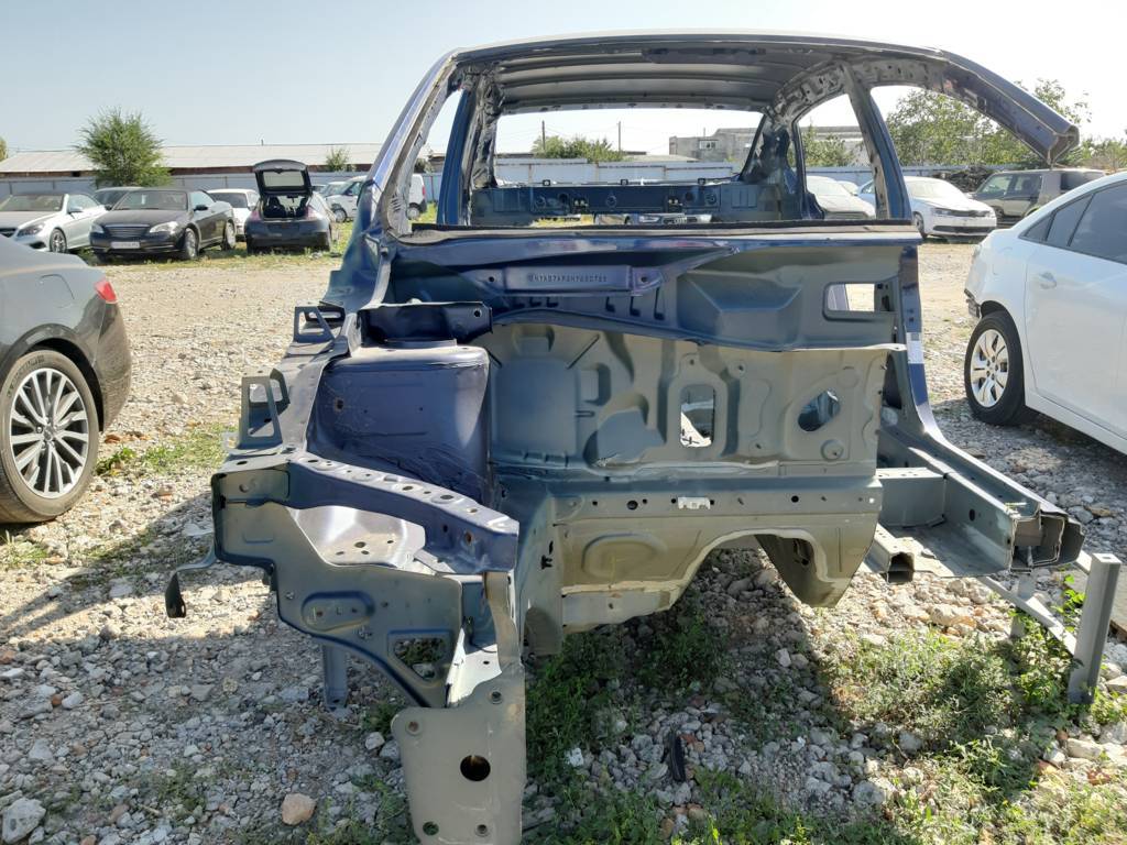 Sentra Кузов голий (можна різати) Nissan Sentra 2017-2018 G31123SGMA Nissan Sentra 4