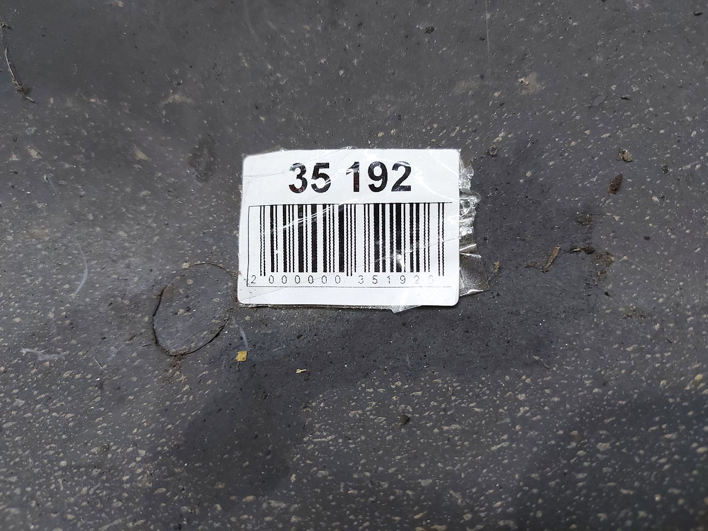 207d (310 d) Підкрилок задній лівий Mercedes-Benz W211 Mercedes-Benz 207D (310D) 2003-2009 2116901730 MERCEDES-BENZ Mercedes-Benz 207D (310D) 4