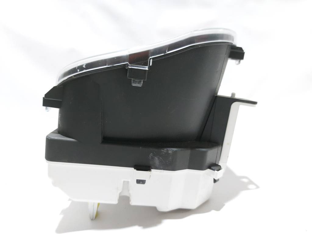 Sienna Панель приладів Toyota SIENNA 2015-2019 83800-08620 Toyota SIENNA 9