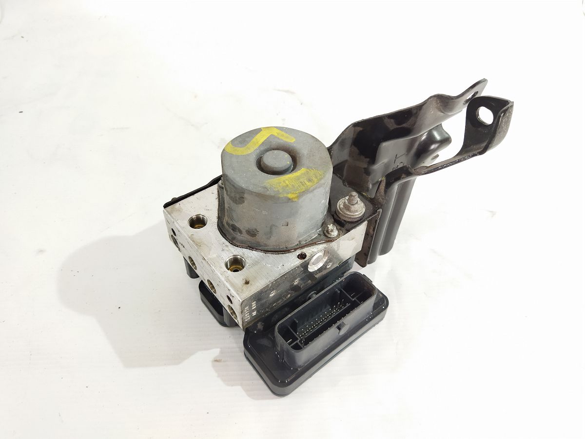 Altima. Блок ABS Nissan Altima 2013-2015 476603TA5A Nissan Altima