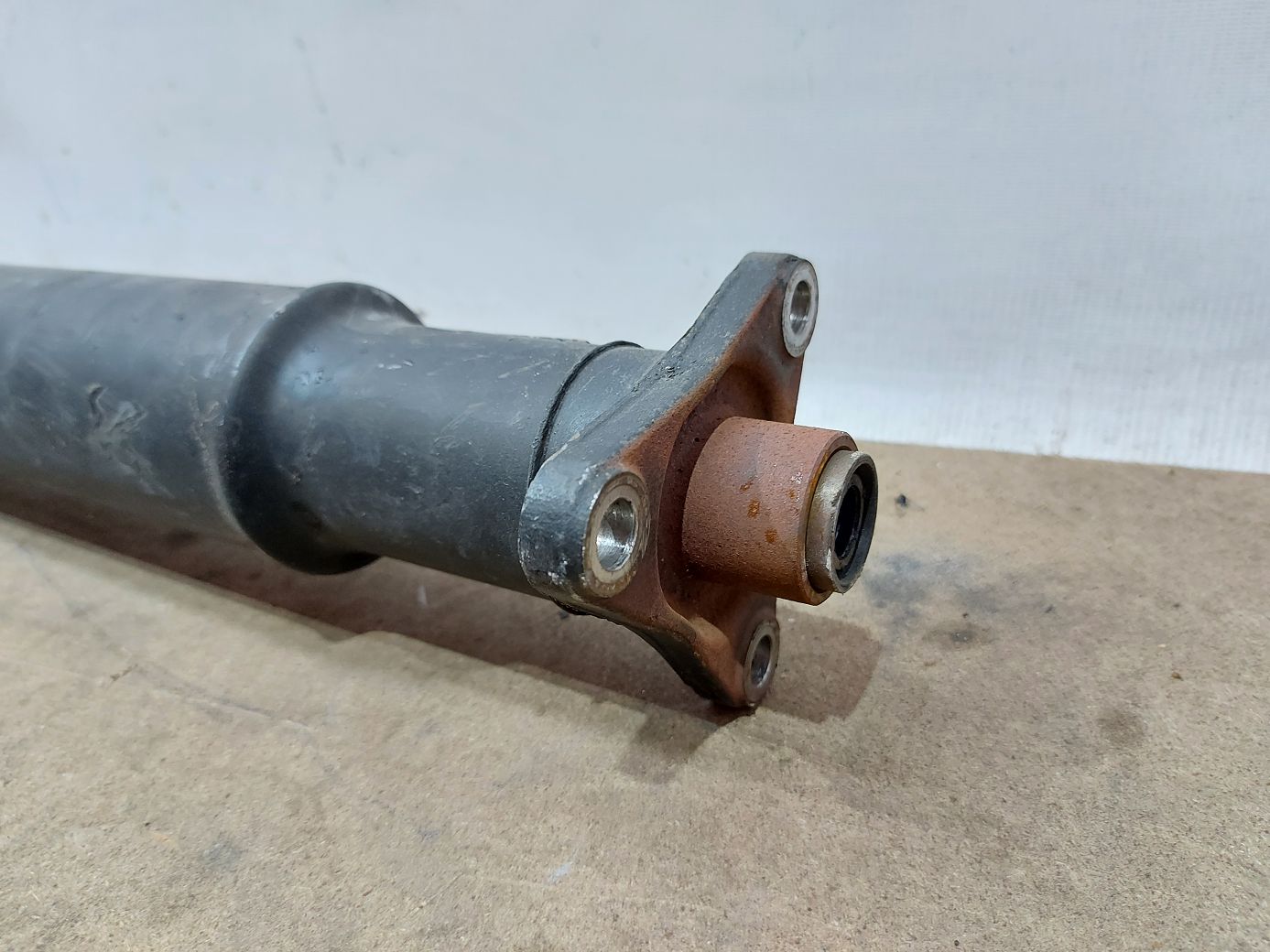 5 series Карданный вал BMW 5 series 2011 26107563126 BMW 5 series 6 5 series Карданный вал BMW 5 series 2011 26107563126 BMW 5 series 6