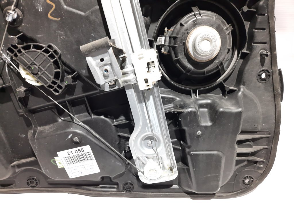 Sonata Стеклоподъемник двери передней правой Hyundai Sonata 2011-2013 824813Q001 Hyundai Sonata 12