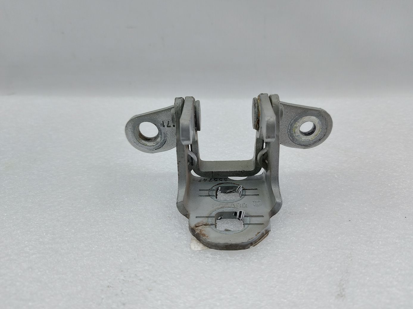 Compass Петля двери передней правой верхняя (узкая) Jeep Compass 2007-2017 5074257AB Jeep Compass 2