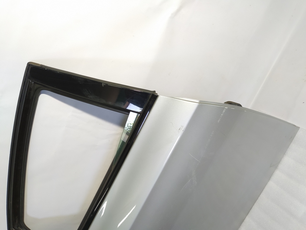 Dart Дверь задняя правая Dodge Dart 2013-2019 68158726AD Dodge Dart 42