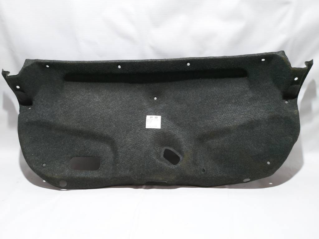 3. Обшивка крышки багажника Mazda 3 2016-2018 BPW9688W1 Mazda 3