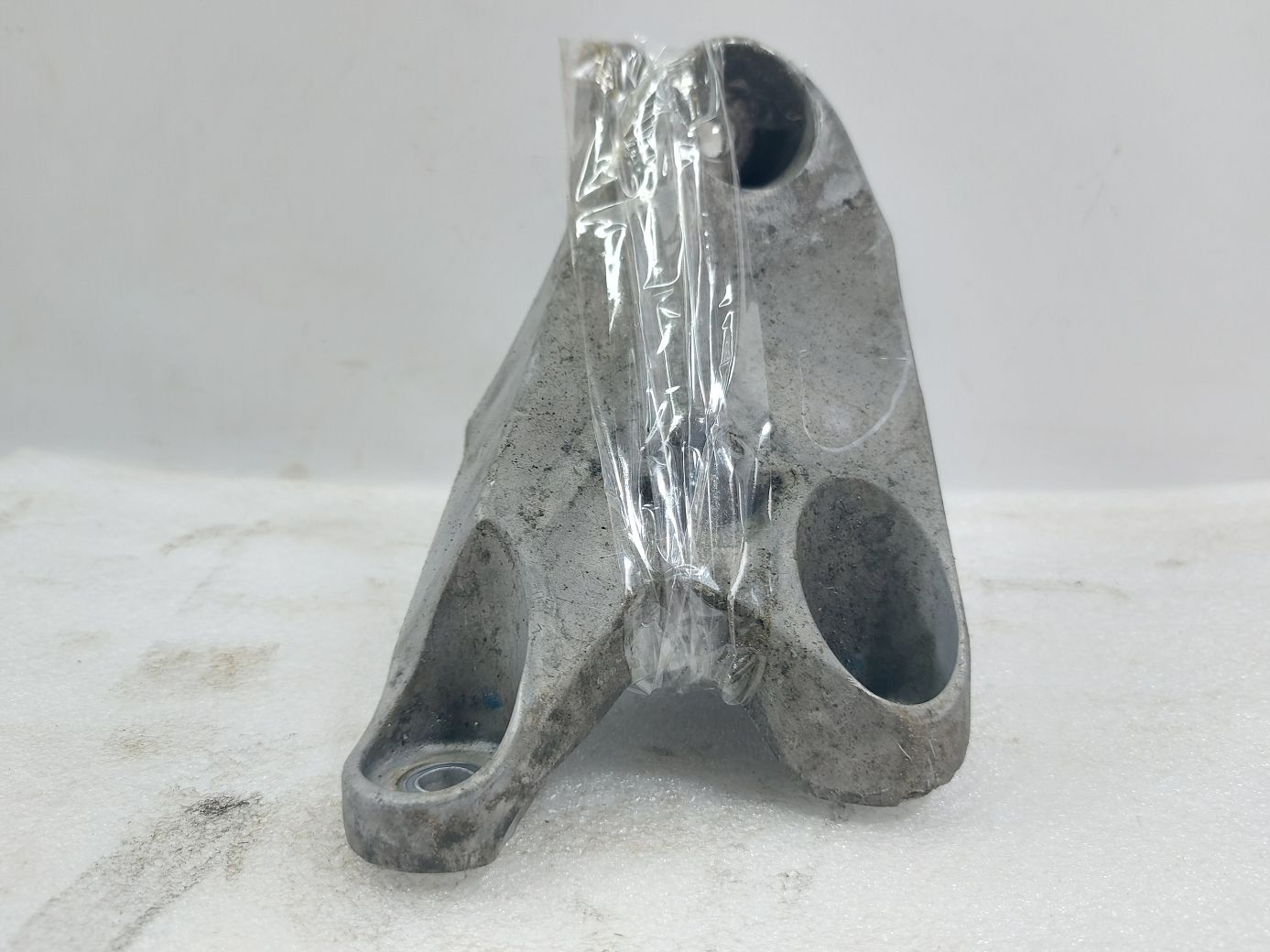 Ats Кронштейн двигуна Cadillac ATS 2016-2019 20841859 Cadillac ATS 2 Ats Кронштейн двигуна Cadillac ATS 2016-2019 20841859 Cadillac ATS 2