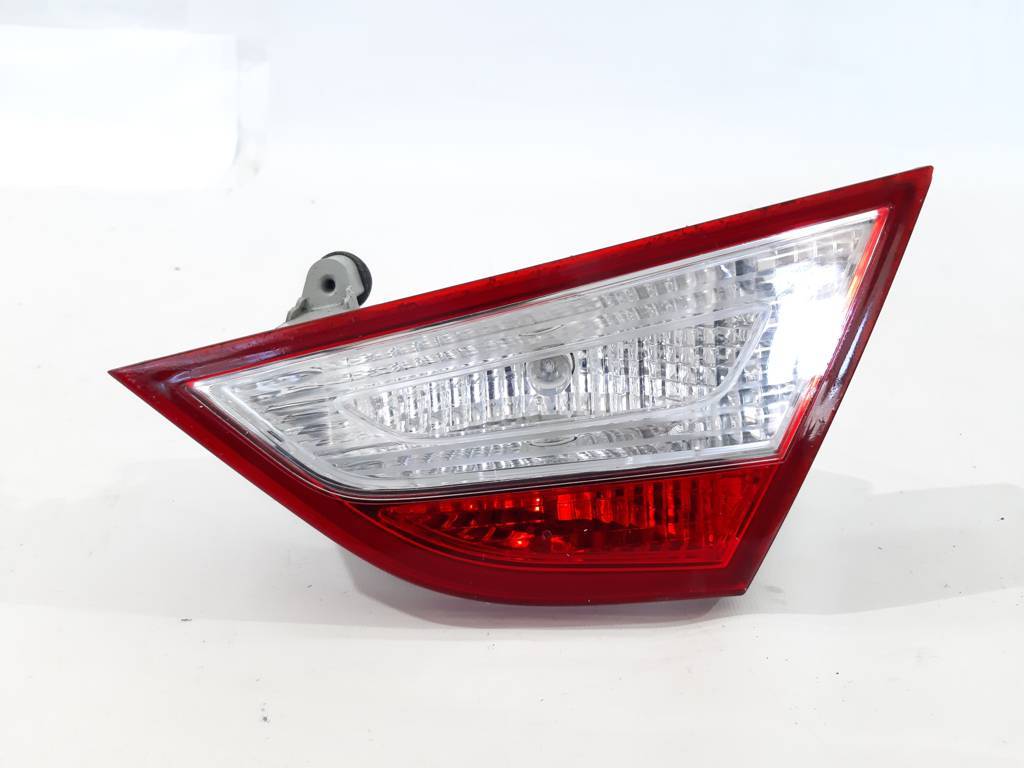 Sonata Фонарь крышки багажника правый Hyundai Sonata 2009-2015 924043Q000 Hyundai Sonata 14