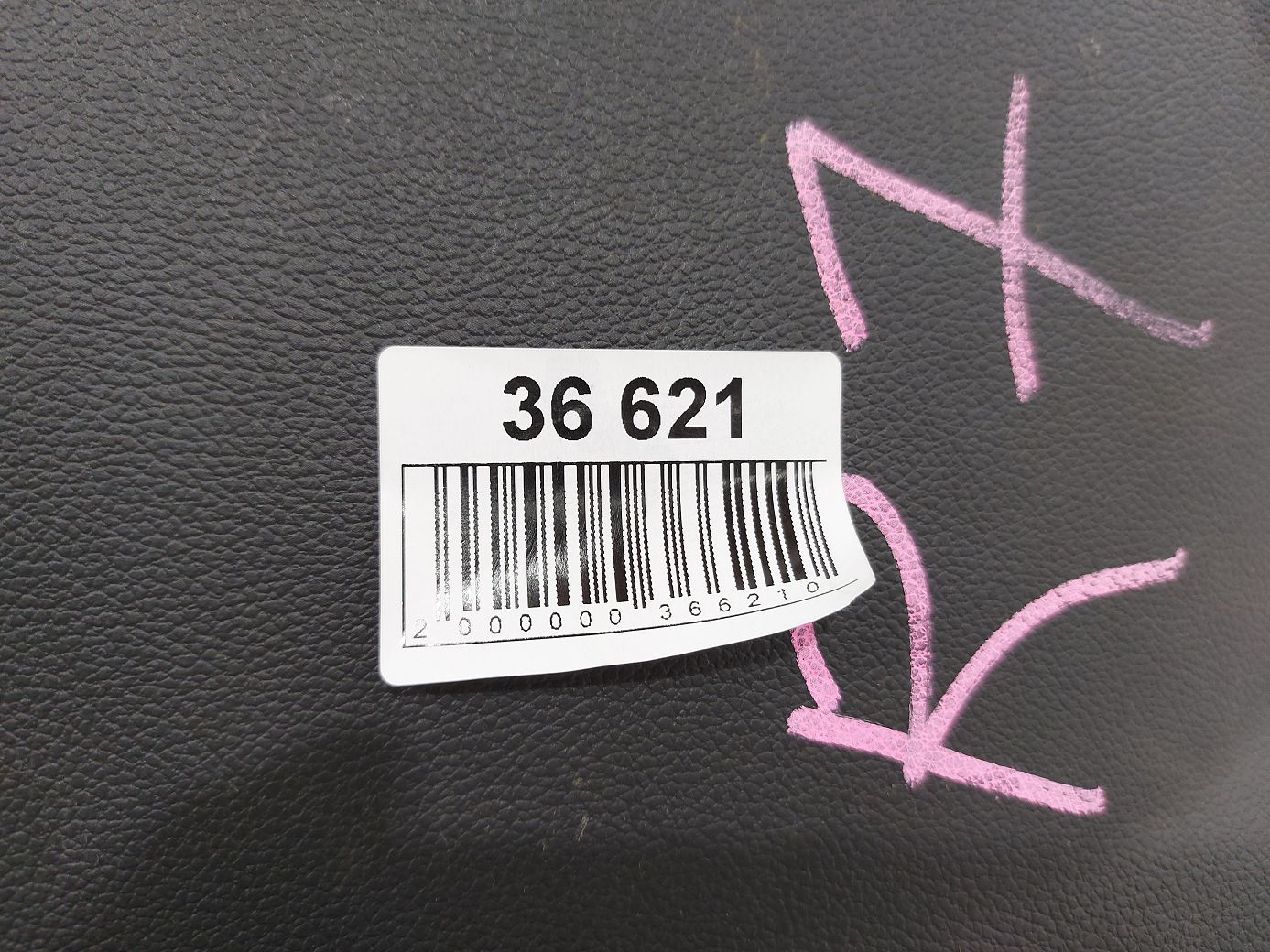 Cruze Накладка торпеди збоку права Chevrolet Cruze 2016-2018 84035582 Chevrolet Cruze 4