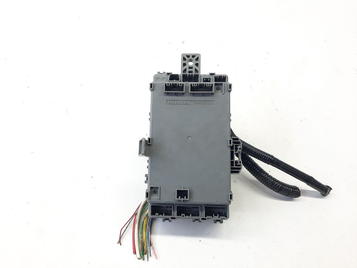 Accord Блок предохранителей салона Honda Accord Sedan 2013-2017 38200T2AA01 Honda Accord Sedan 3