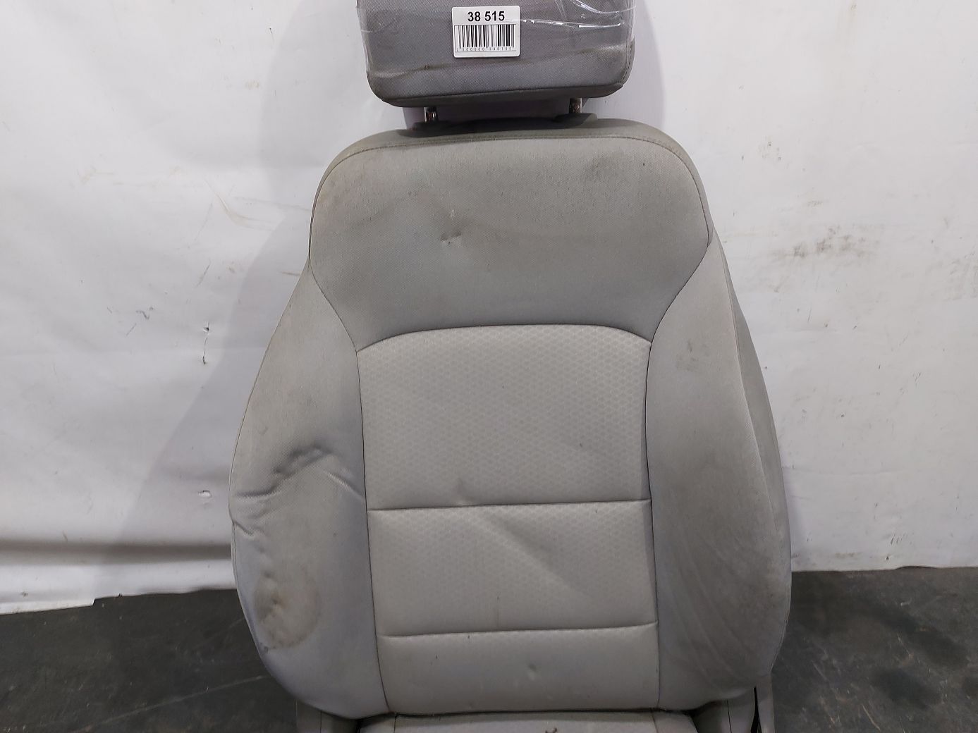 Malibu Сидіння водійське (ганчірка, попелясто-сірий) Chevrolet Malibu 2018 84232642 Chevrolet Malibu 3