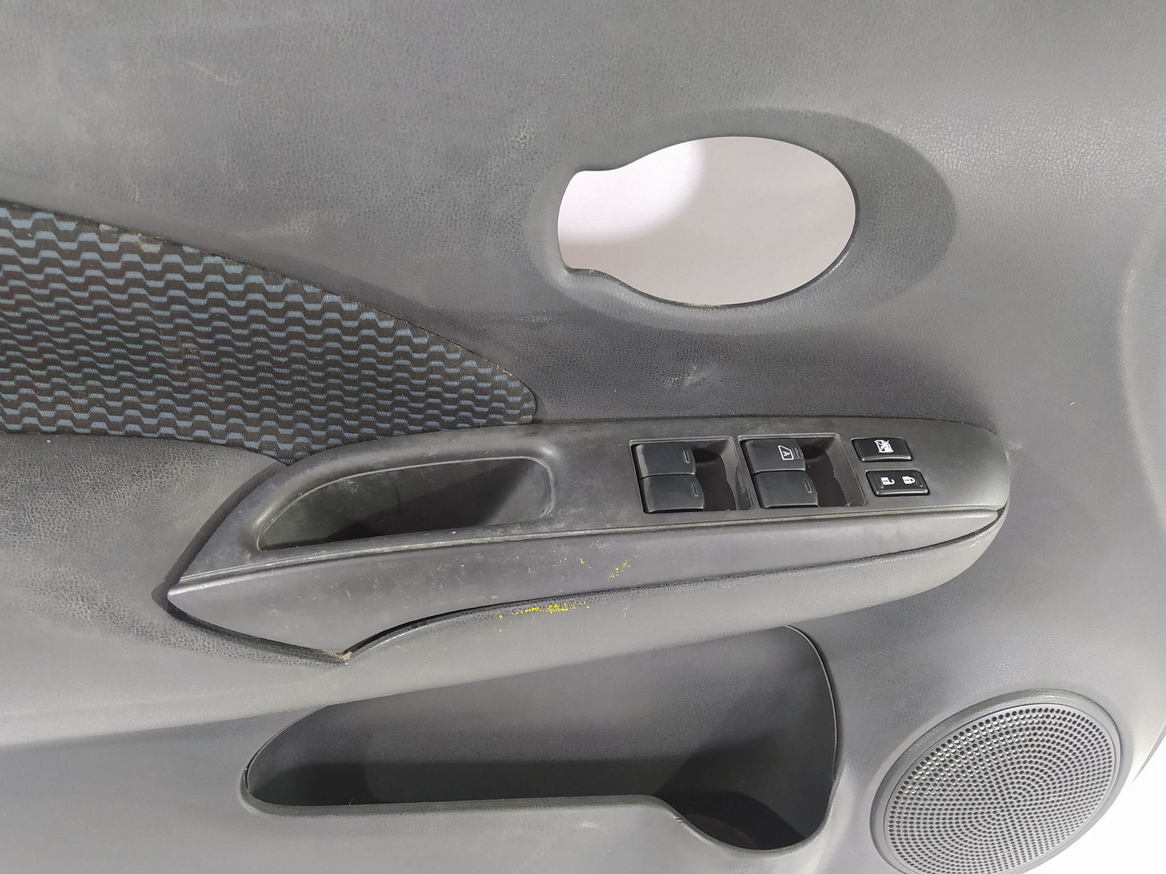 Versa note Карта двери передней левой Nissan Versa Note 2015-2019 809019MB1A Nissan Versa Note 4