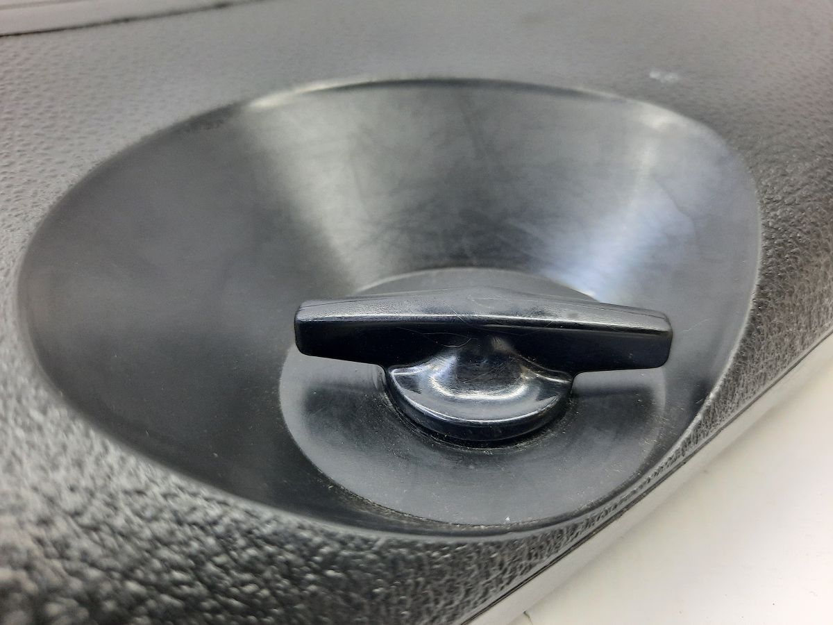 5 series Ящик для инструмента BMW 5 series 2011-2016 71106784443 BMW 5 series 3