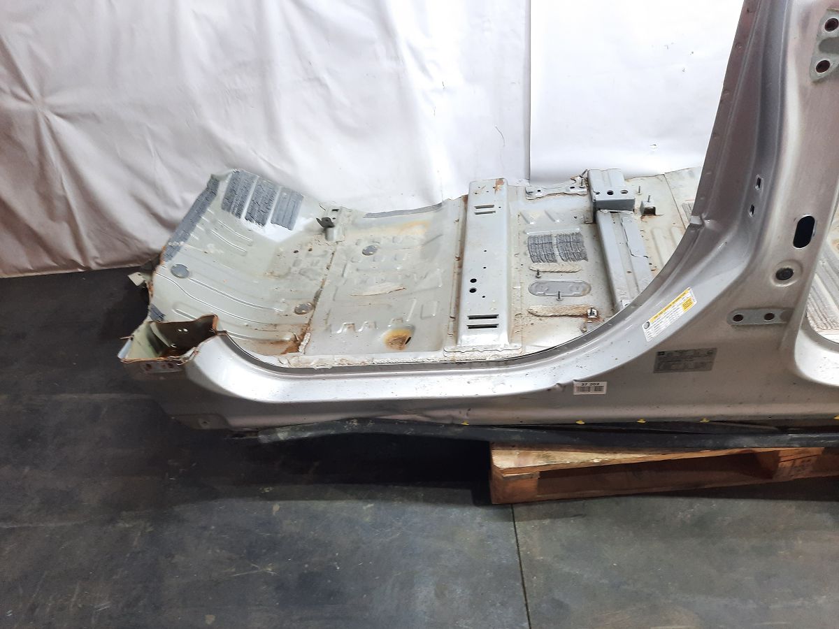 Equinox Стойка центральная левая (металл) Chevrolet Equinox 2010-2017 23466071 Chevrolet Equinox 17