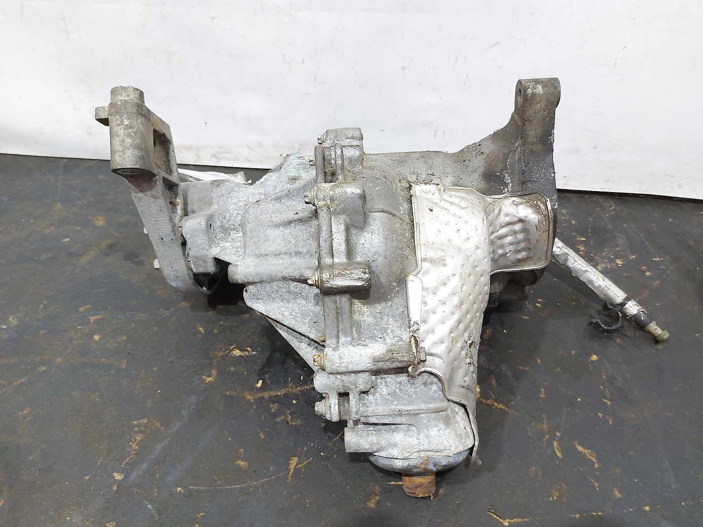 200s Редуктор задній Chrysler 200 S 2015-2017 68306795AB Chrysler 200 S 2