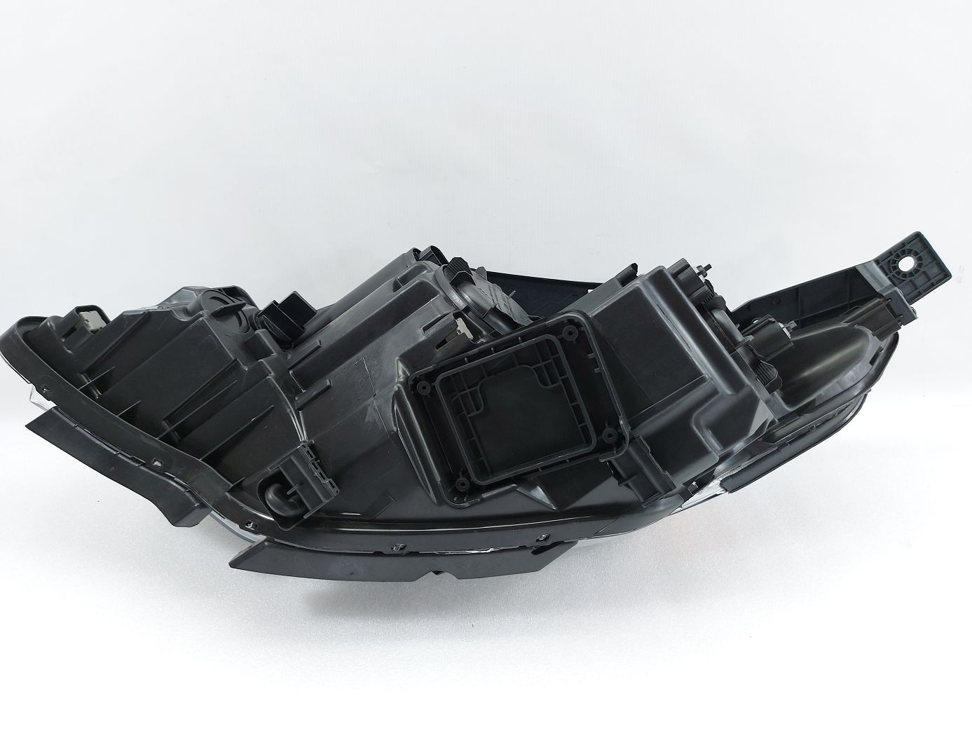 Фари головного світла Фара передня права Kia Optima 2016-2018 92102D5000 Kia Optima 9