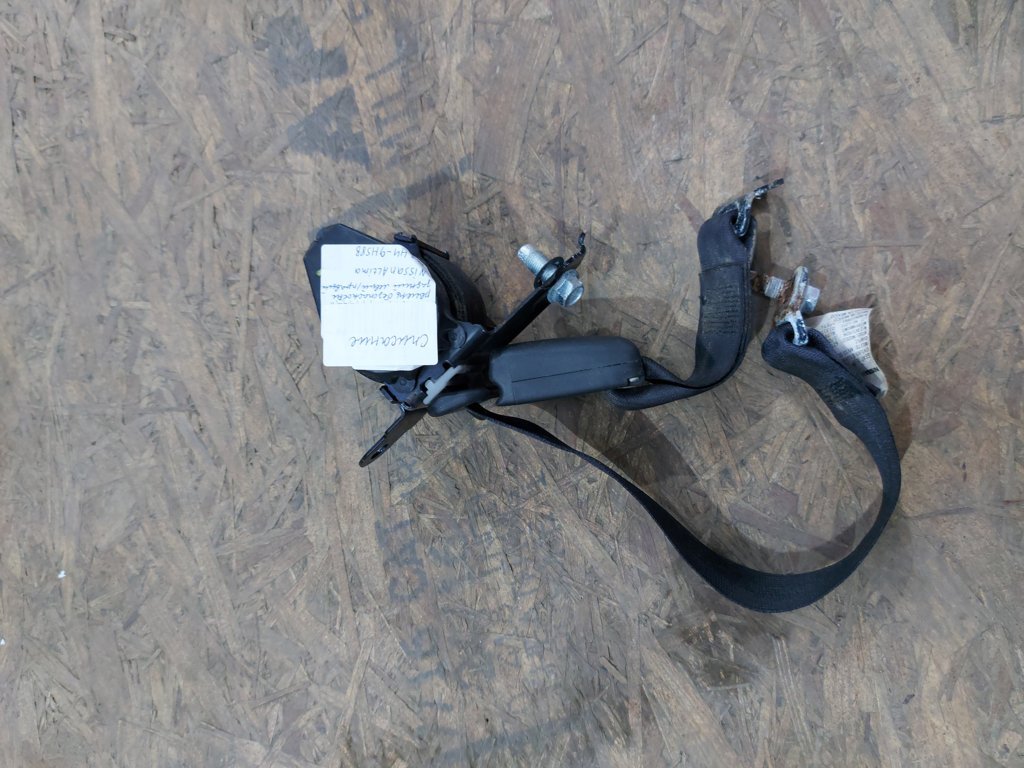 Altima. Ремень безопасности задний левый/правый Nissan Altima 2013-2018 888449HS8B Nissan Altima