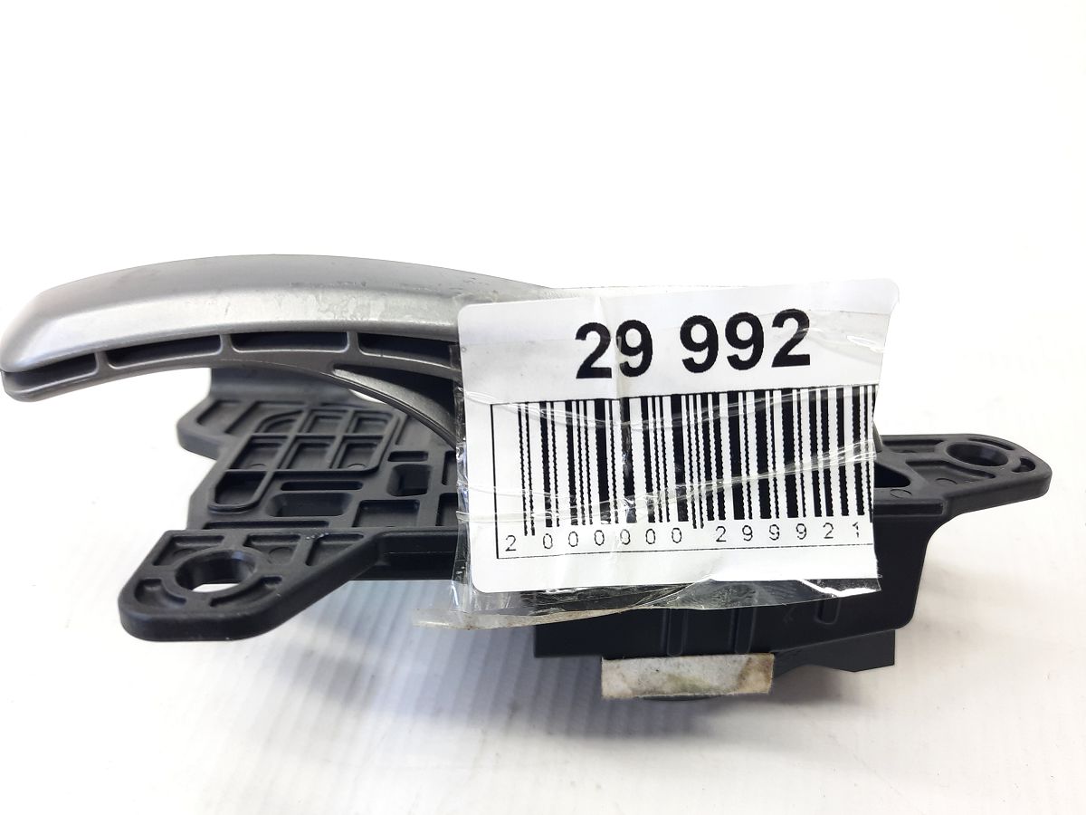 Elantra Ручка дверей задньої правої внутрішня Hyundai Elantra 2017-2020 82620F2000 Hyundai Elantra 7