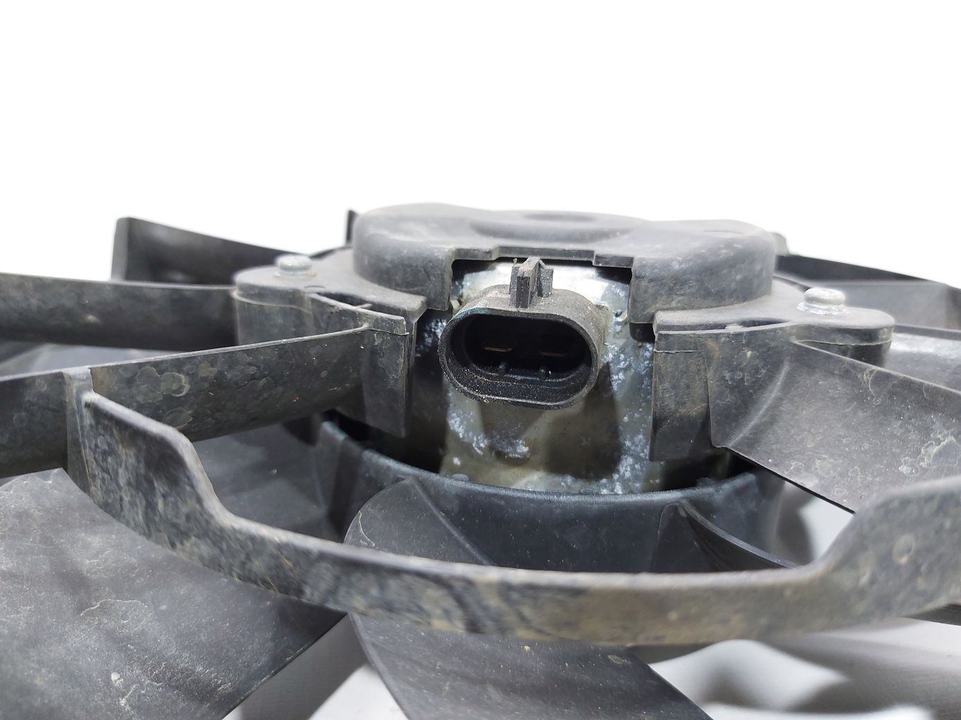 Fiesta sedan Вентилятор системы охлаждения Ford Fiesta sedan 2011-2019 BV5Z8C607Q Ford Fiesta sedan 8