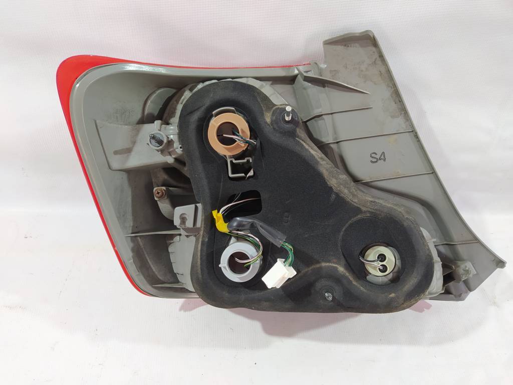 Scion tc Фонарь задний правый Toyota Scion TC 2010-2013 8155121320 Toyota Scion TC 13