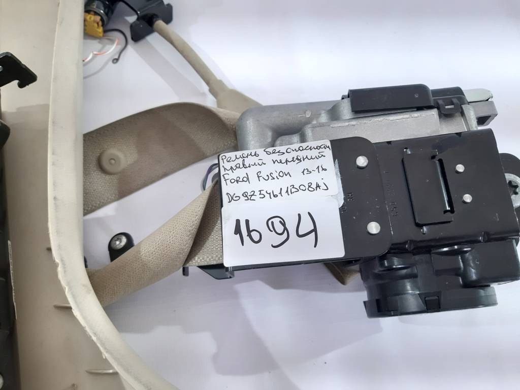 Fusion Ремінь безпеки передній правий Ford Fusion 2013-2016 DG9Z54611B08AJ Ford Fusion 3 Fusion Ремінь безпеки передній правий Ford Fusion 2013-2016 DG9Z54611B08AJ Ford Fusion 3