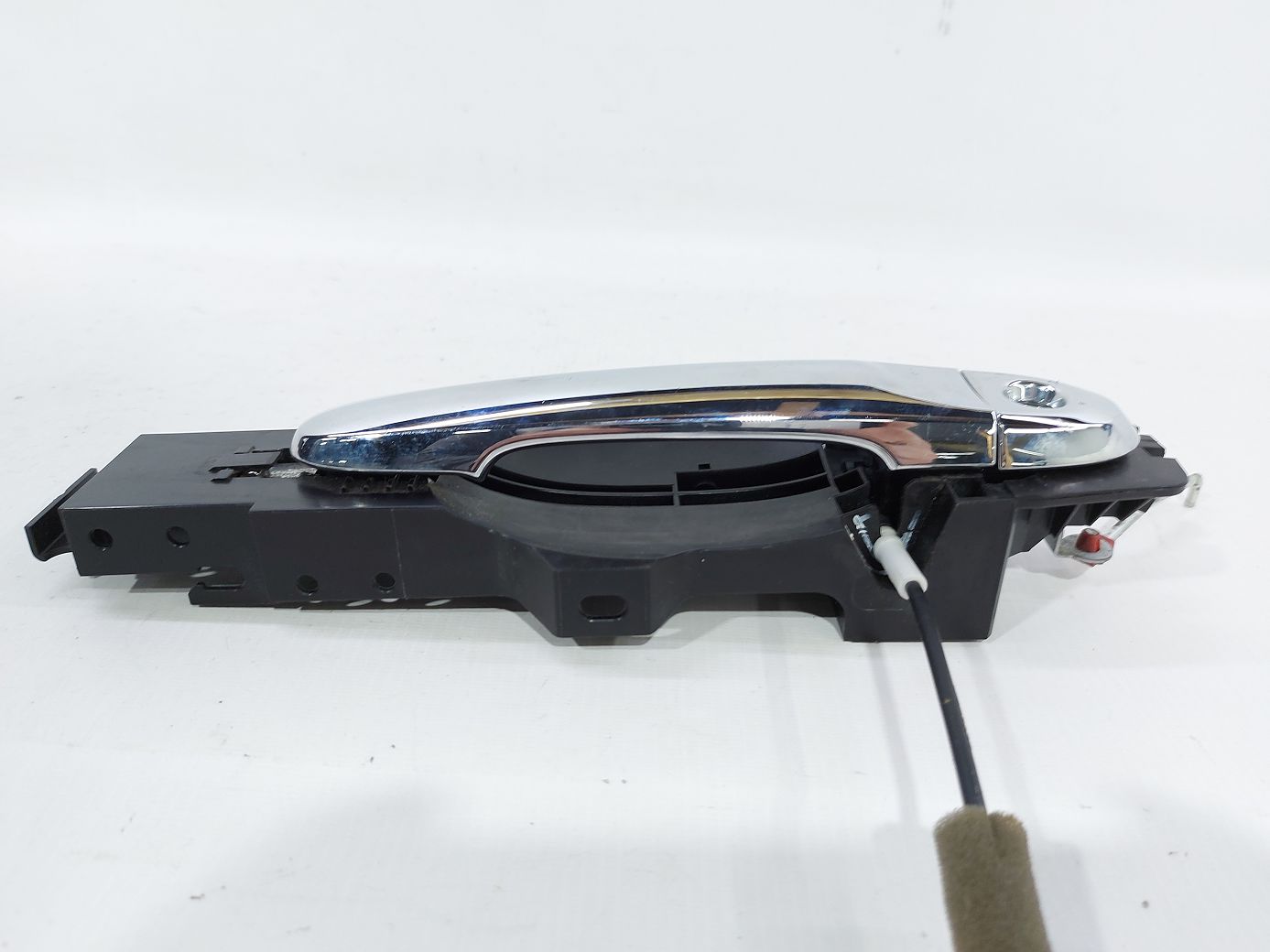 Versa Ручка дверей передньої лівої зовнішня (хром) Nissan Versa 2013-2017 806409KA0A Nissan Versa 3