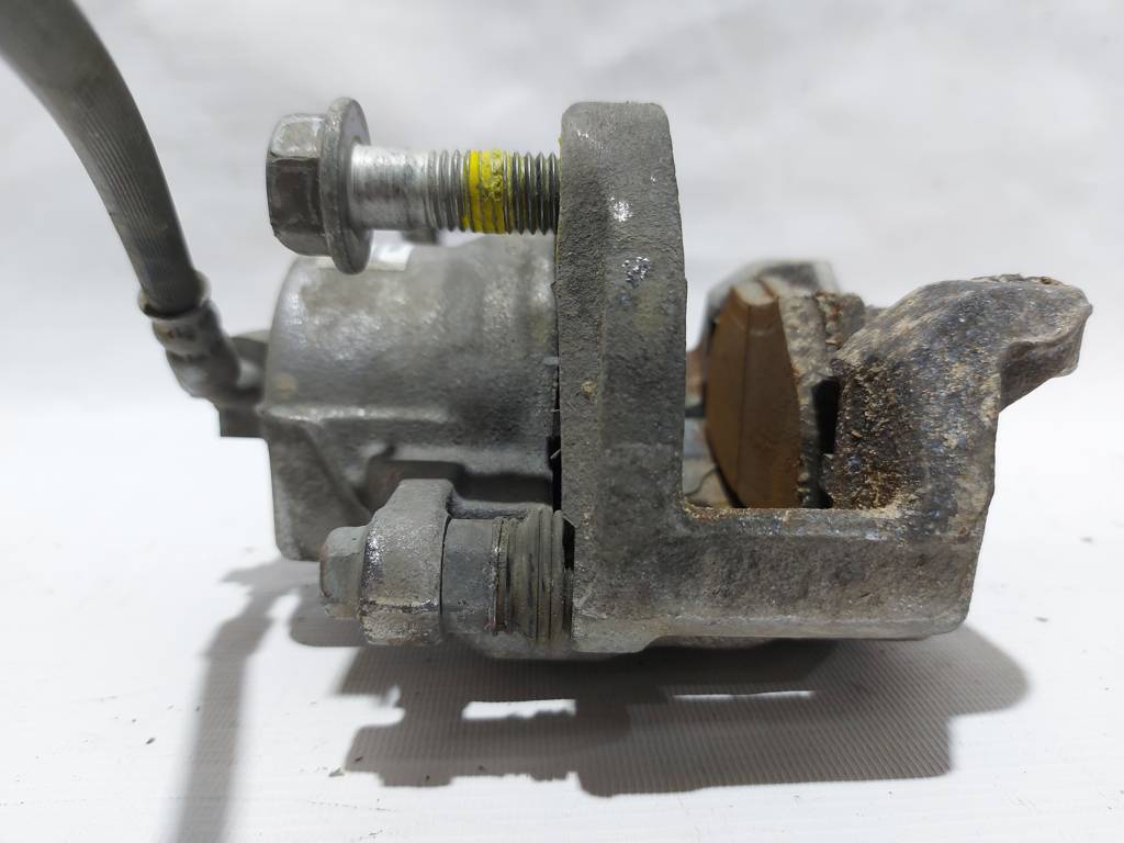 Cruze Супорт гальмівний передній правий Chevrolet Cruze 2016-2019 13590521 Chevrolet Cruze 4 Cruze Супорт гальмівний передній правий Chevrolet Cruze 2016-2019 13590521 Chevrolet Cruze 4