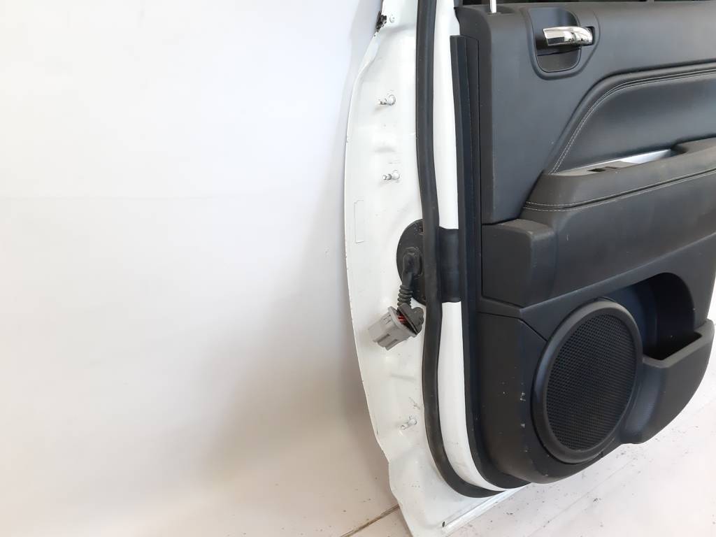 Compass Дверь задняя правая Jeep Compass 2007-2010 5074958AB Jeep Compass 6