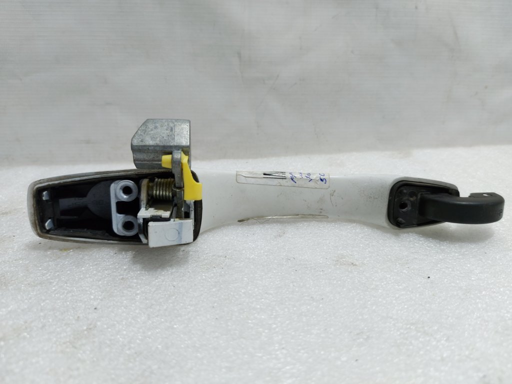 Patriot Ручка дверей передньої/задньої зовнішньої лівої Jeep Patriot 2007-2017 5074195AG Jeep Patriot 17