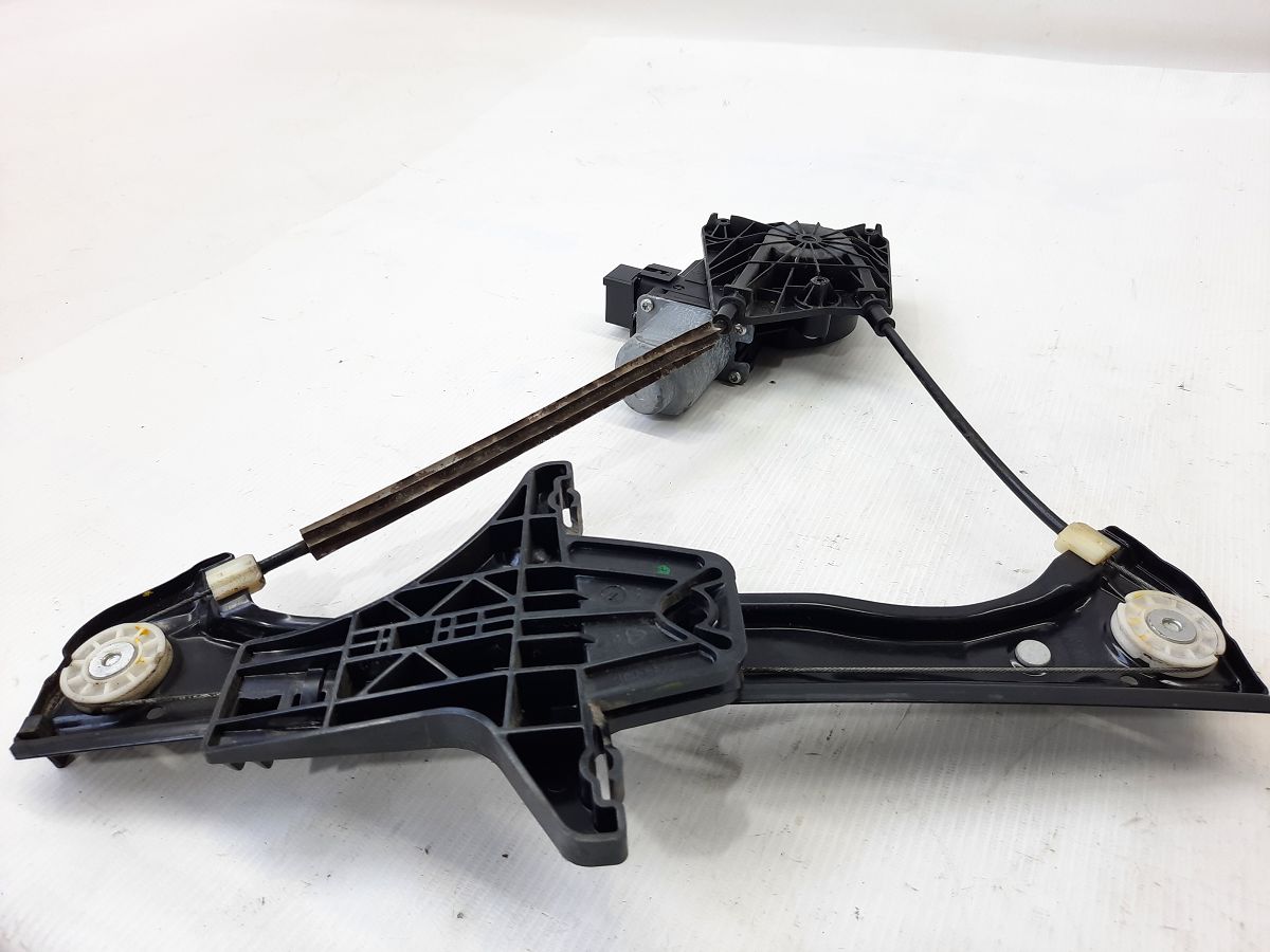 Passat s Стеклоподъёмник двери задней левой Volkswagen Passat S 2012-2020 561839461F Volkswagen Passat S 11