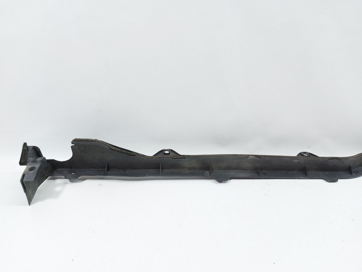 Regal Накладка повітропроводу під лобове скло Buick Regal 2011-2017 13249990 Buick Regal 3