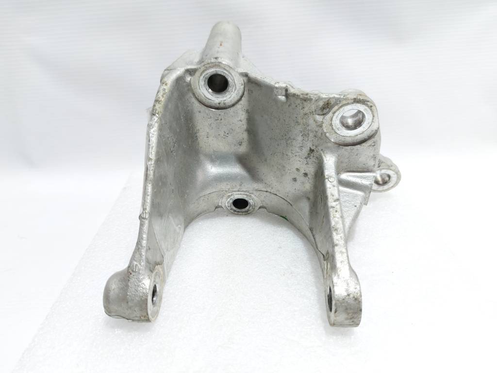 Tsx Кронштейн подушки двигателя задней Acura TSX 2009-2014 50610TA0A00 Acura TSX 4