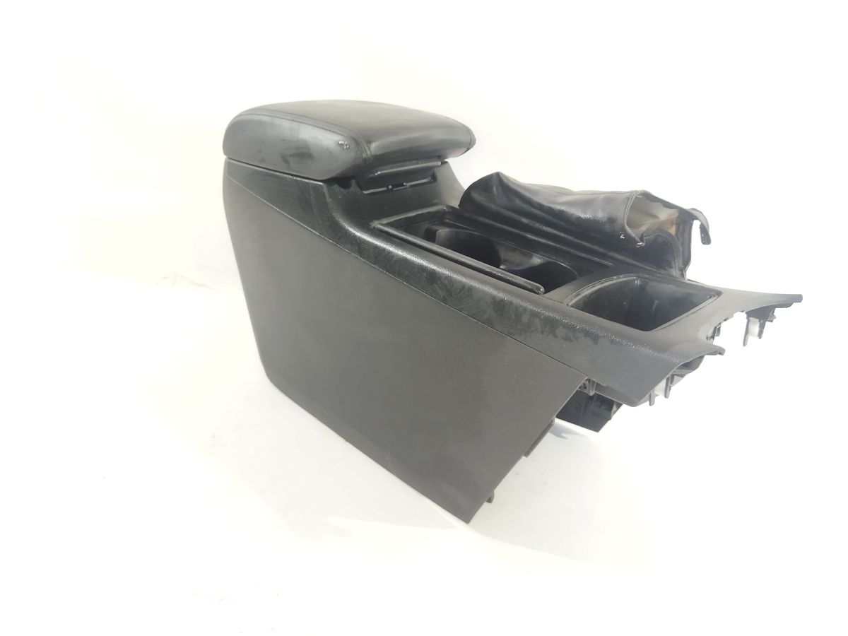 6 Консоль центральная подлокотник Mazda 6 2014-2015 GHP964420D02 Mazda 6 2