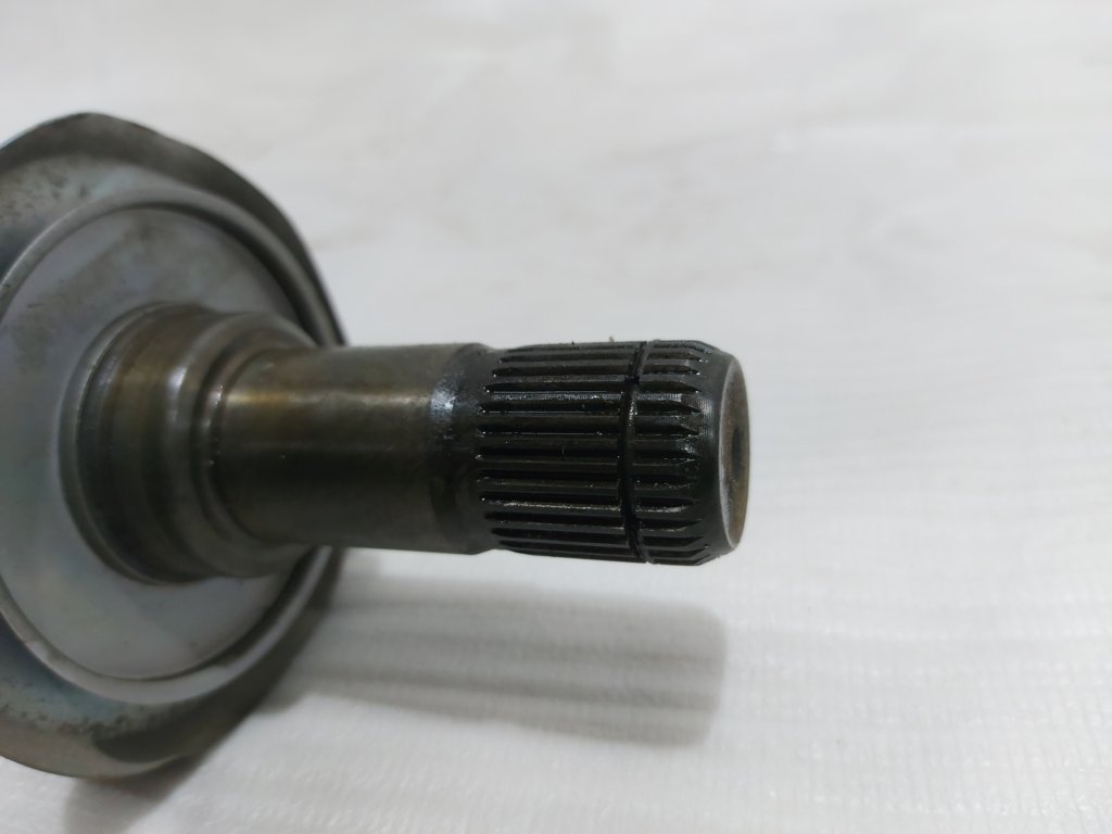 7 series Напіввісь задня ліва BMW 7 2010-2015 33207566087 BMW 7 2