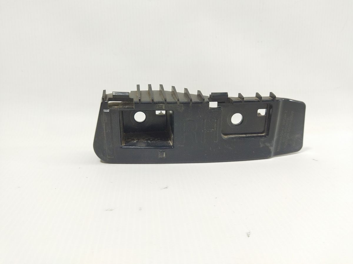 Model 3. Кріплення заднього бампера внутрішнє праве Tesla Model 3 2020-2024 108399300E Tesla Model 3