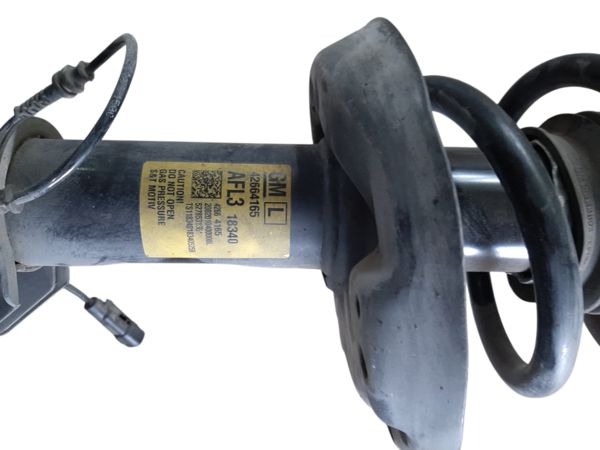 Bolt Стійка амортизатора в зборі передня ліва (потікша) Chevrolet Bolt EV 2017-2021 42664165 Chevrolet Bolt EV 7