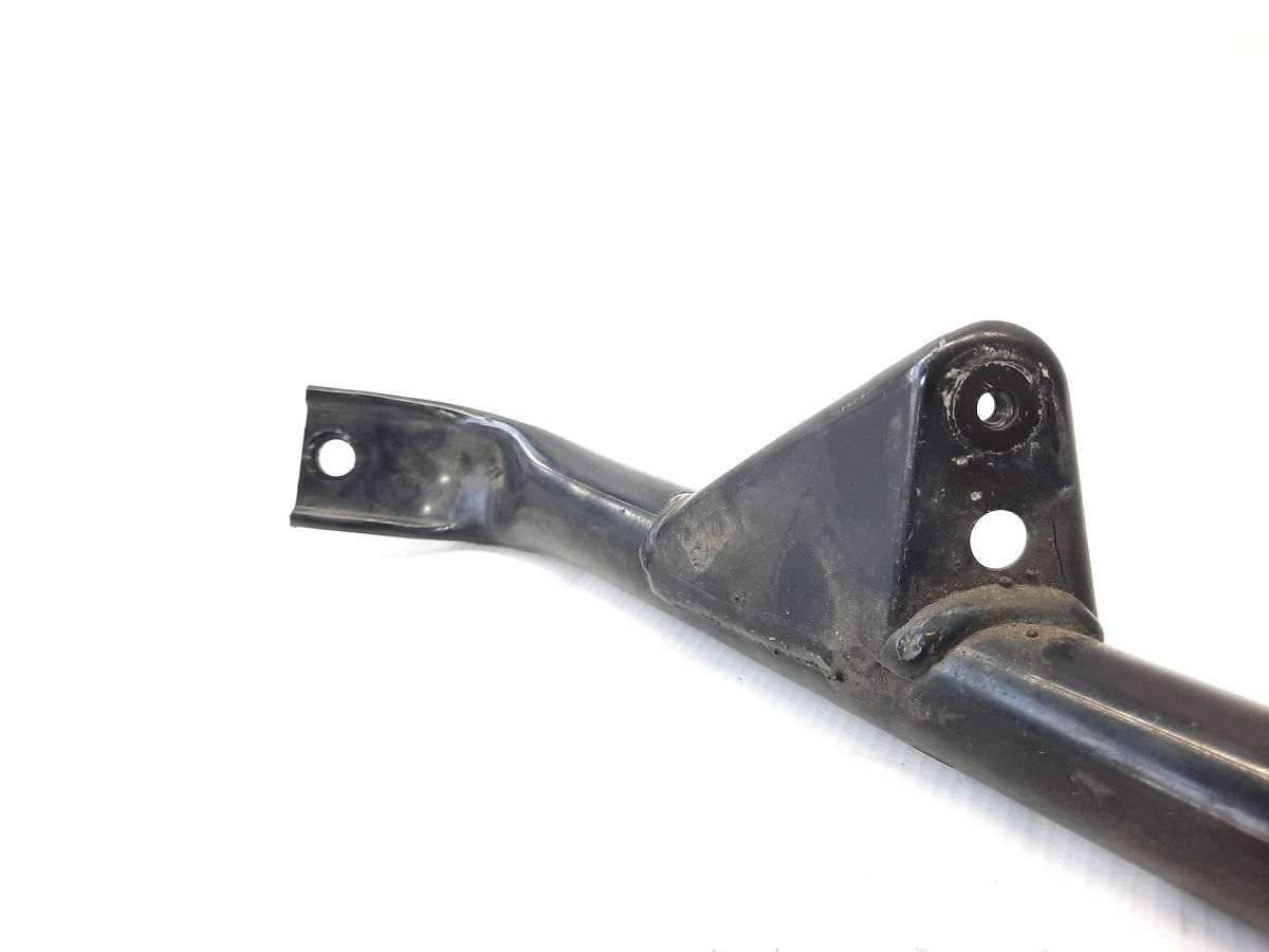 Ats Распорка передних стаканов левая Cadillac ATS 2013-2019 22884506 Cadillac ATS 13