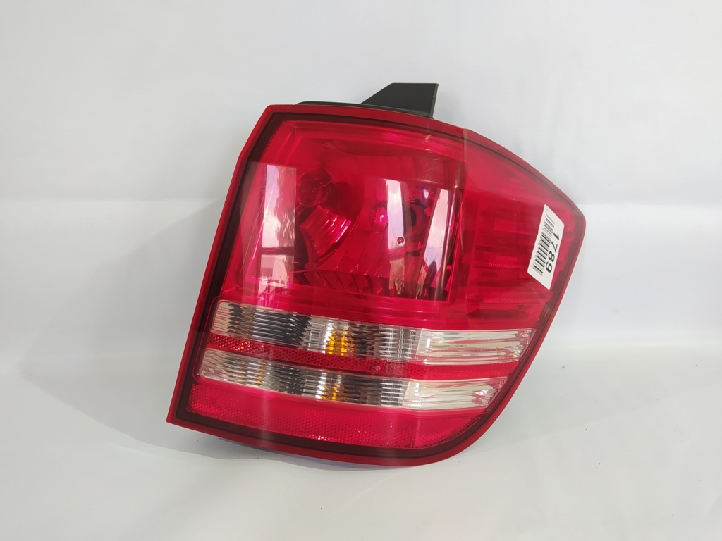 Journey Фонарь задний правый(трещина) Dodge Journey 2009-2010 68185888AA Dodge Journey 8