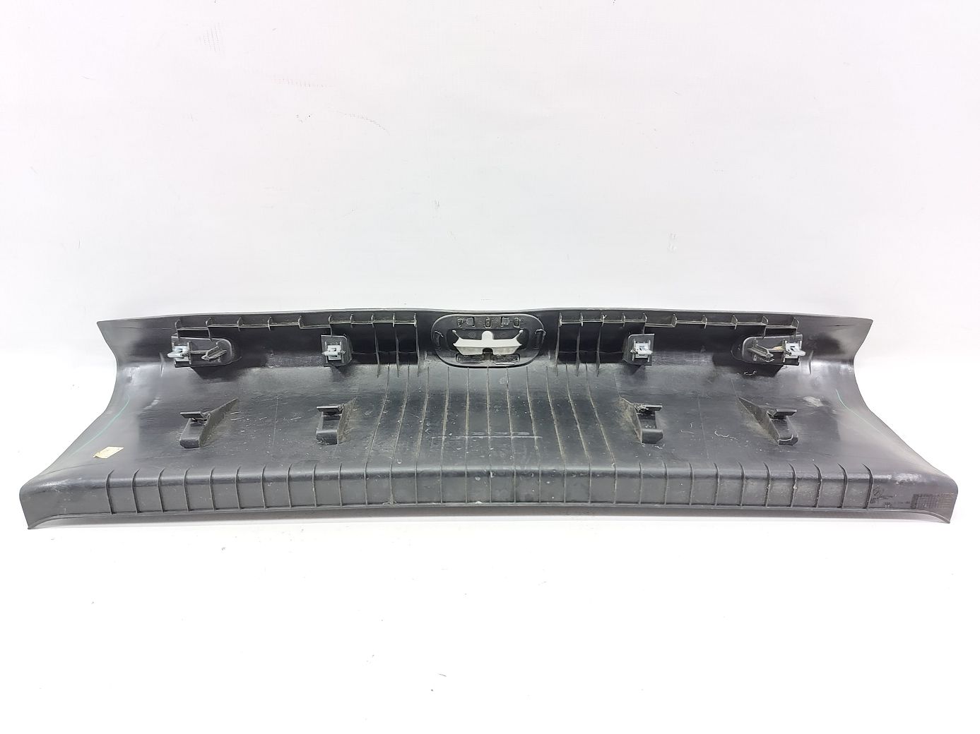 200 limited Накладка проема багажника Chrysler 200 Limited 2015-2017 1WW25DX9AC Chrysler 200 Limited 3