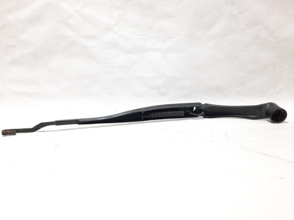 Dart Рычаг стеклоочистителя правый Dodge Dart 2013-2019 68156264AA Dodge Dart 20